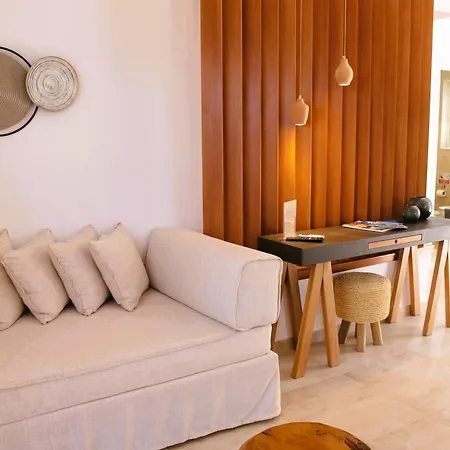 Akropolis Village Complex Of Luxury Kyra Panagia