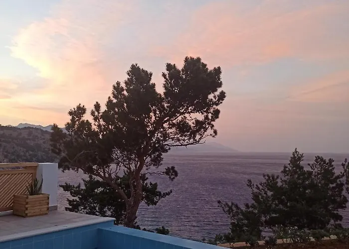 Akropolis Village Complex Of Luxury *